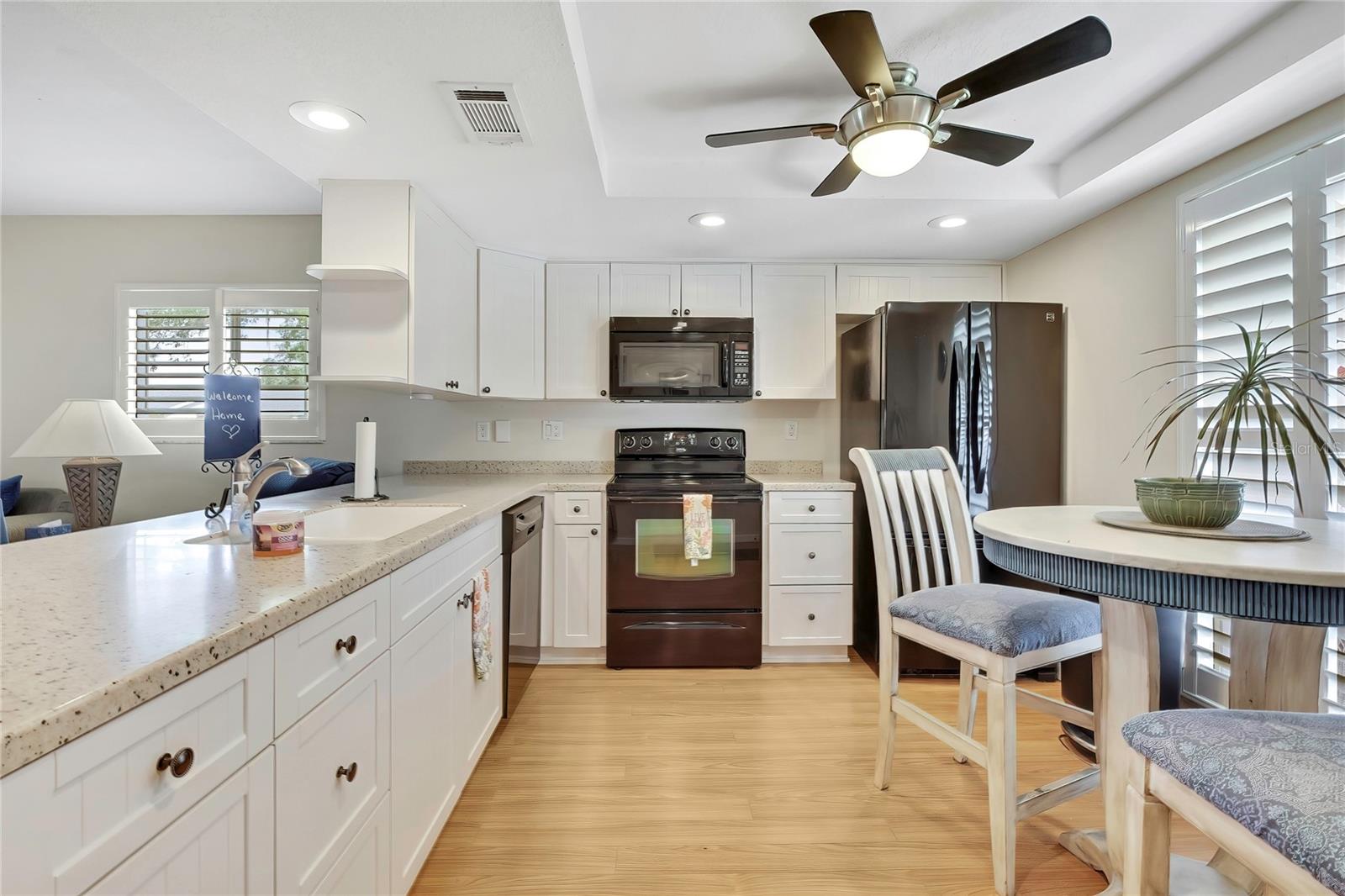 VILLAGE WOODS CONDO PH 01 - Residential