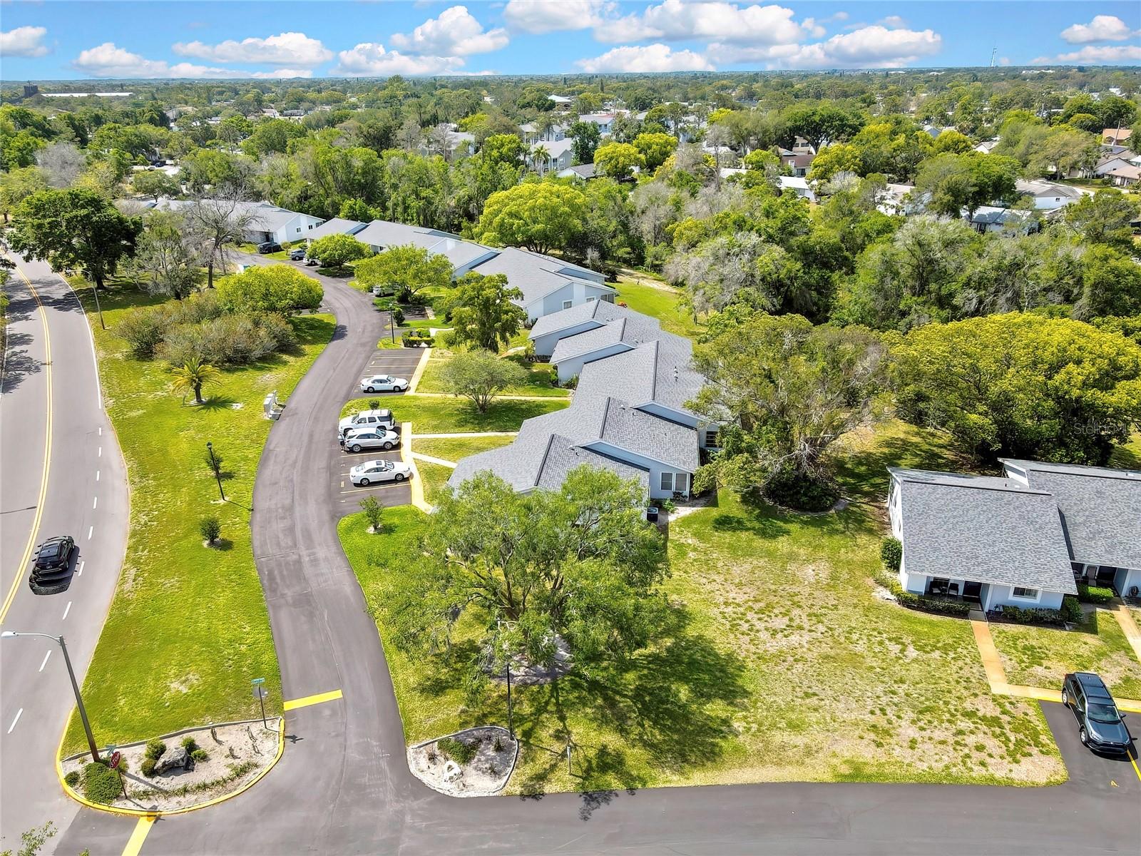 VILLAGE WOODS CONDO PH 01 - Residential