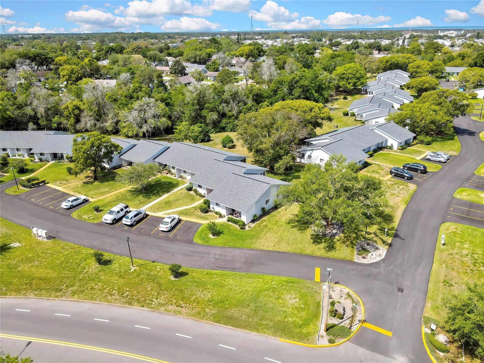 VILLAGE WOODS CONDO PH 01 - Residential