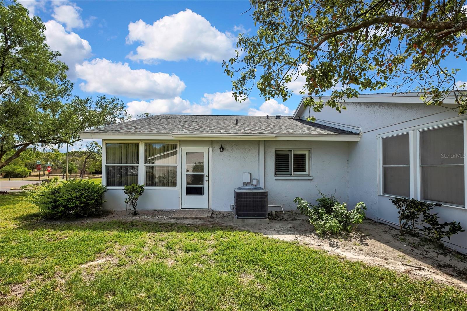 VILLAGE WOODS CONDO PH 01 - Residential