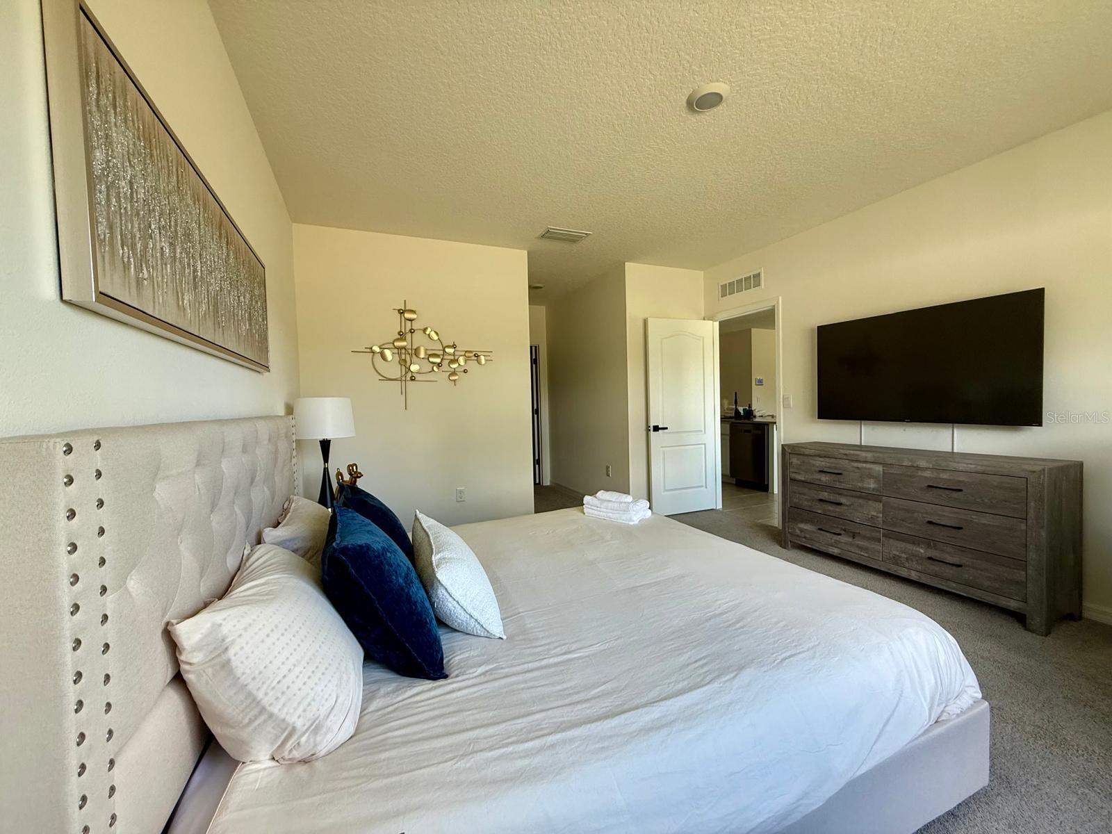 EDGEMONT - Residential