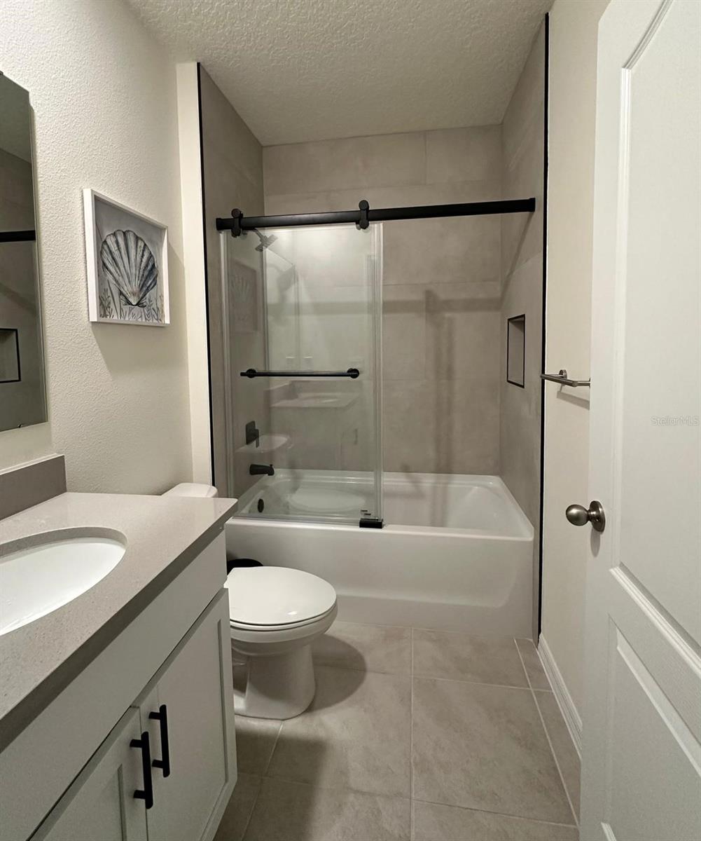 EDGEMONT - Residential