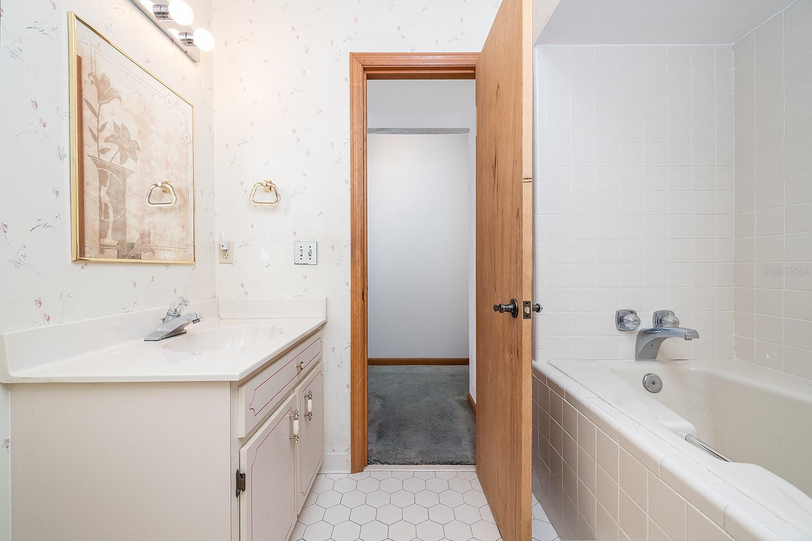 FOXBORO PH 02 - Residential