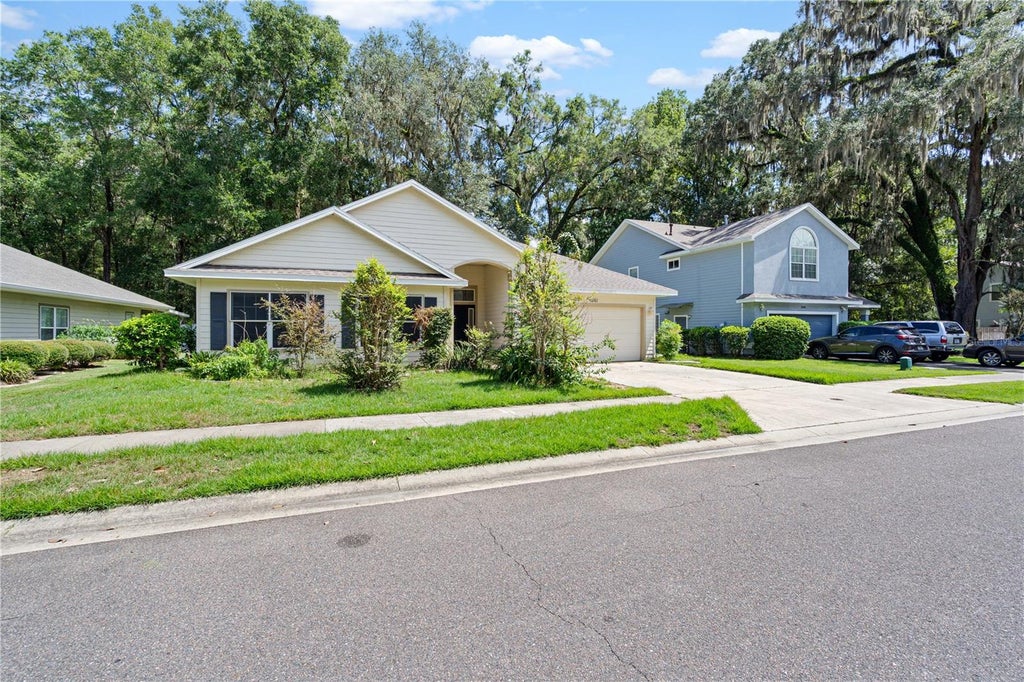 Photo of 1861 SW 65th Drive, Gainesville, FL 32607 (MLS # GC543105)