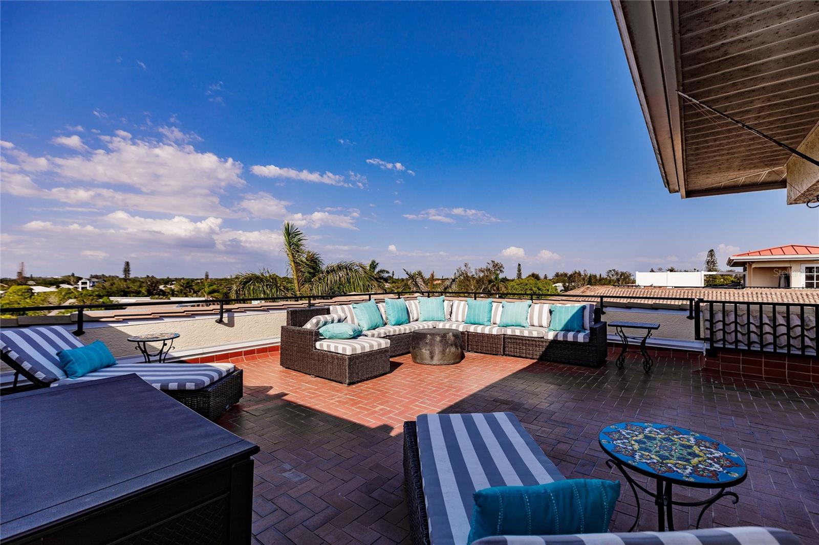 BEACH VILLAS AT THE OASIS - Residential