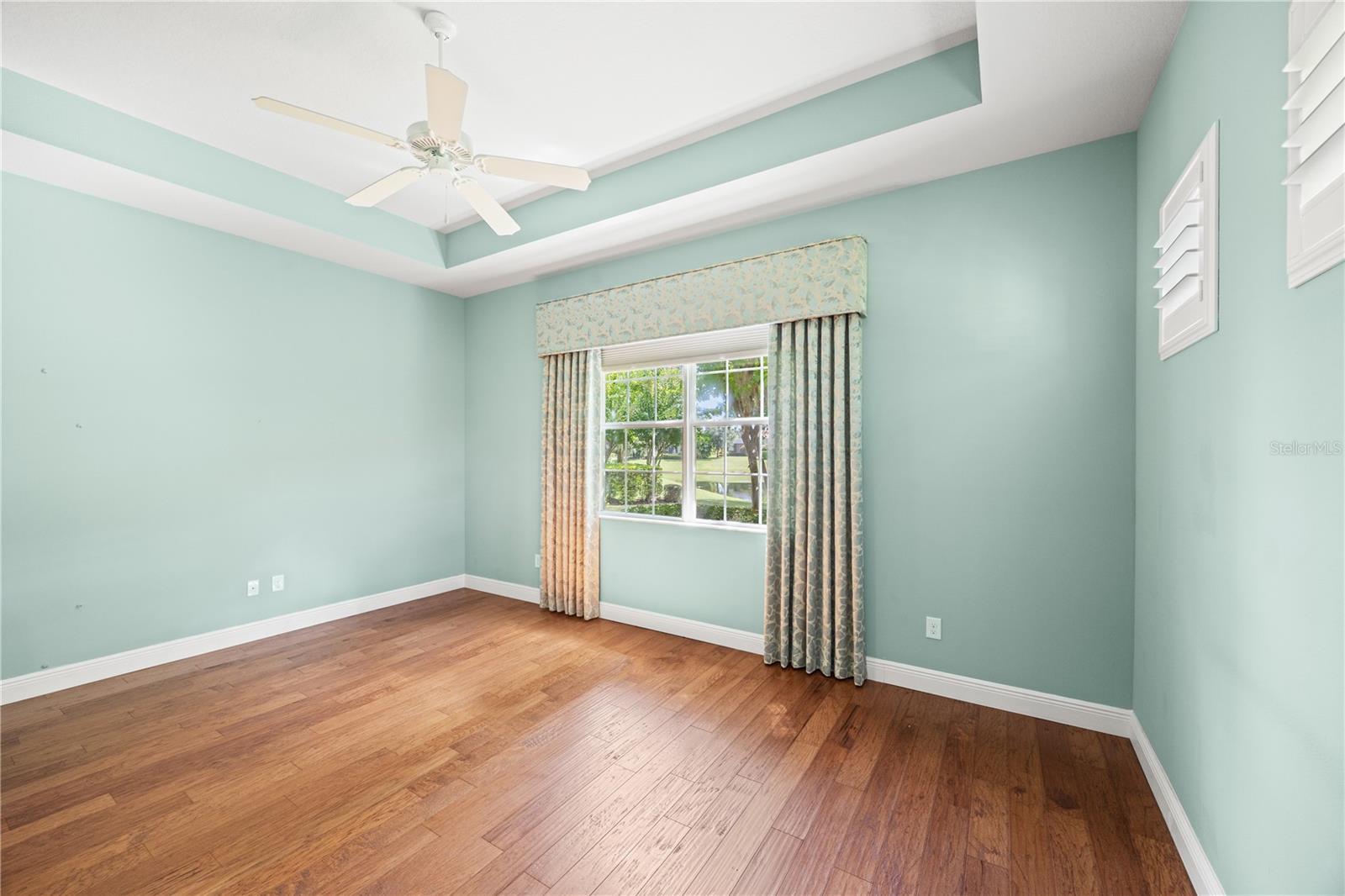 COUNTRY CLUB EAST AT LAKEWD RNCH QQ1 2B - Residential