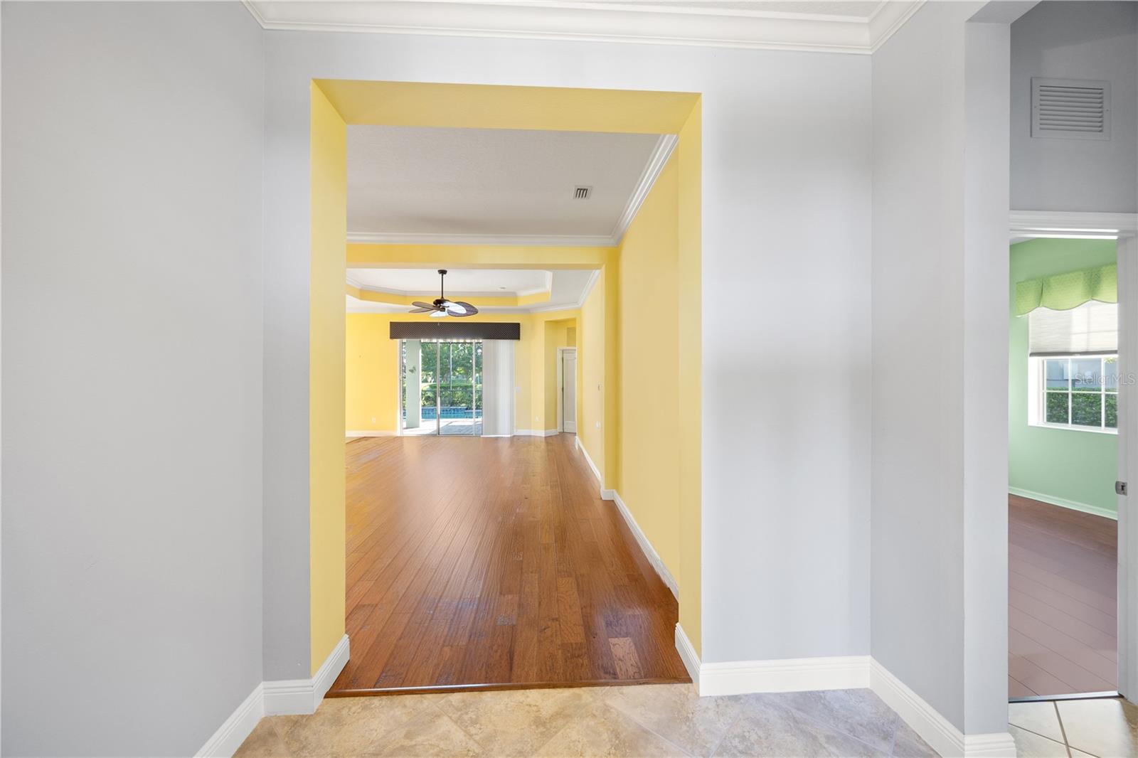 COUNTRY CLUB EAST AT LAKEWD RNCH QQ1 2B - Residential