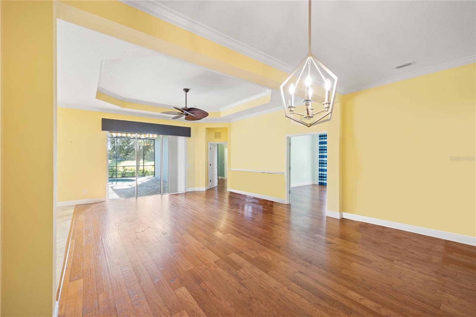 COUNTRY CLUB EAST AT LAKEWD RNCH QQ1 2B - Residential