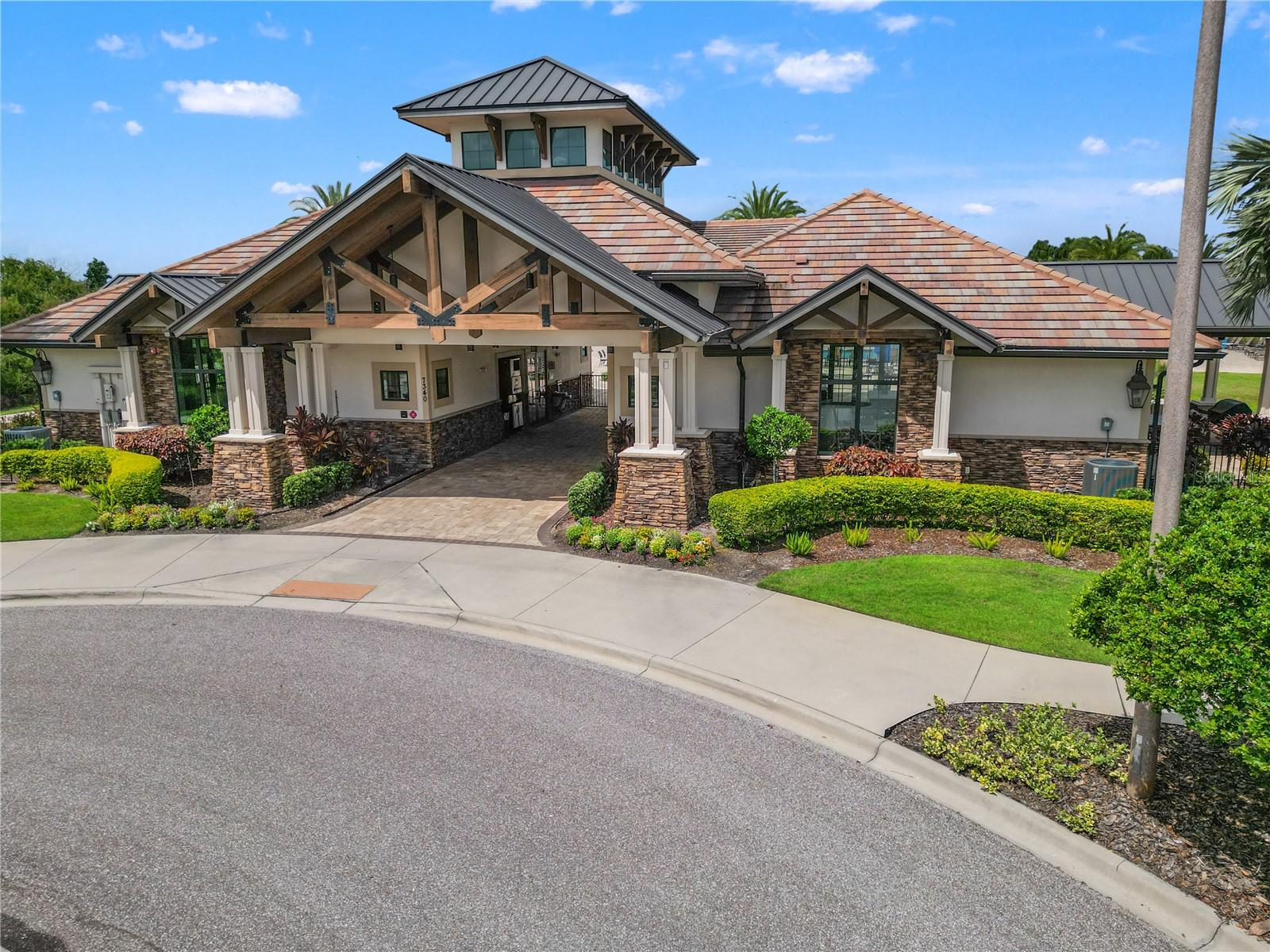 COUNTRY CLUB EAST AT LAKEWD RNCH QQ1 2B - Residential