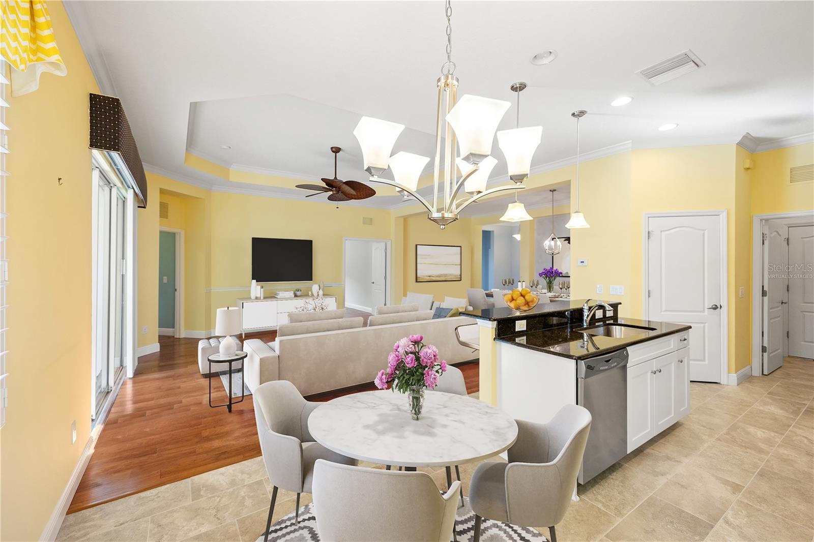 COUNTRY CLUB EAST AT LAKEWD RNCH QQ1 2B - Residential