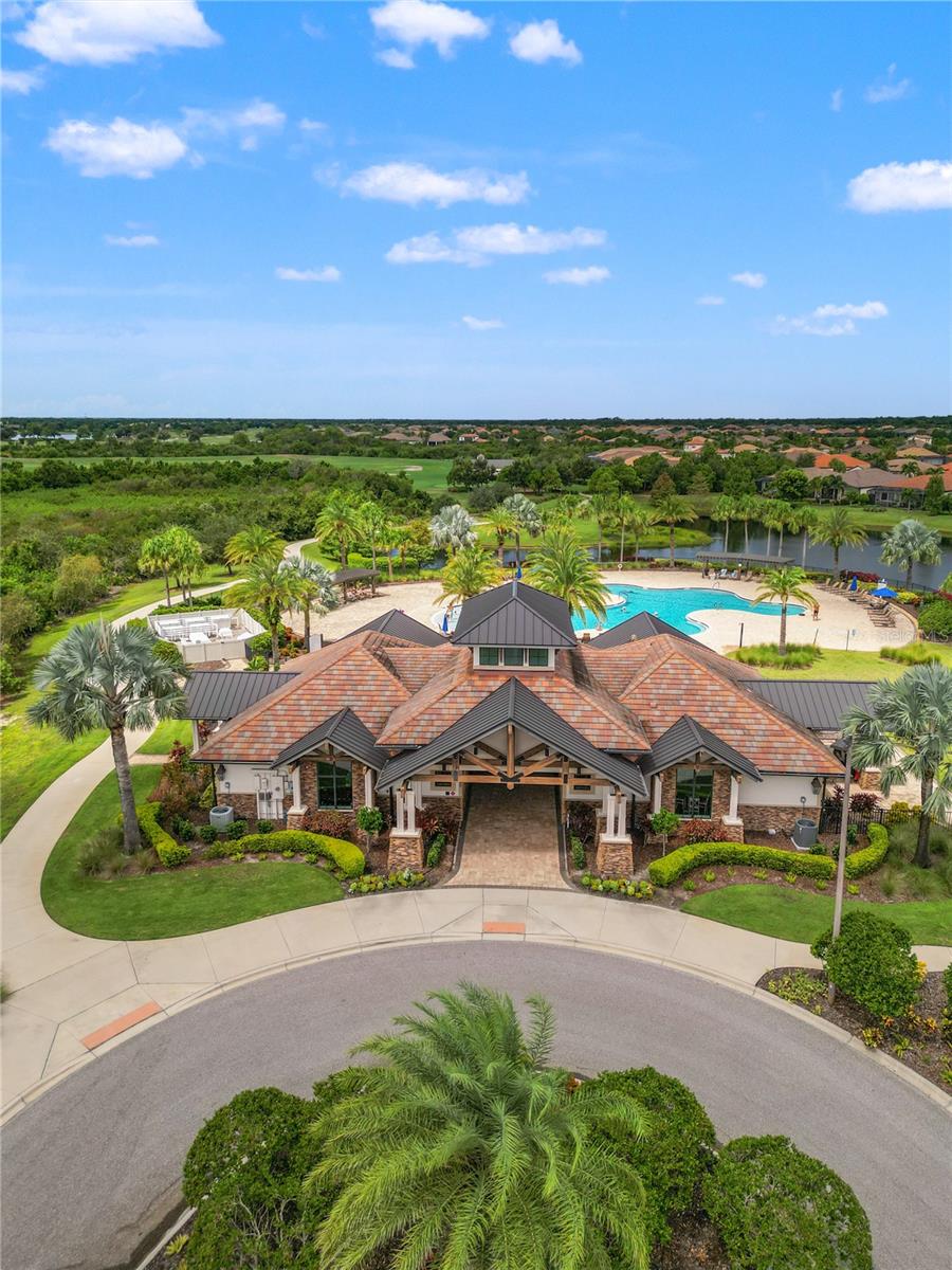 COUNTRY CLUB EAST AT LAKEWD RNCH QQ1 2B - Residential