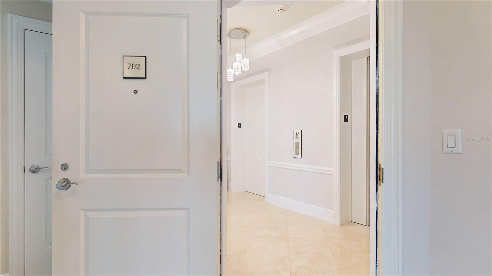 450 KNIGHTS RUN AVENUE 702