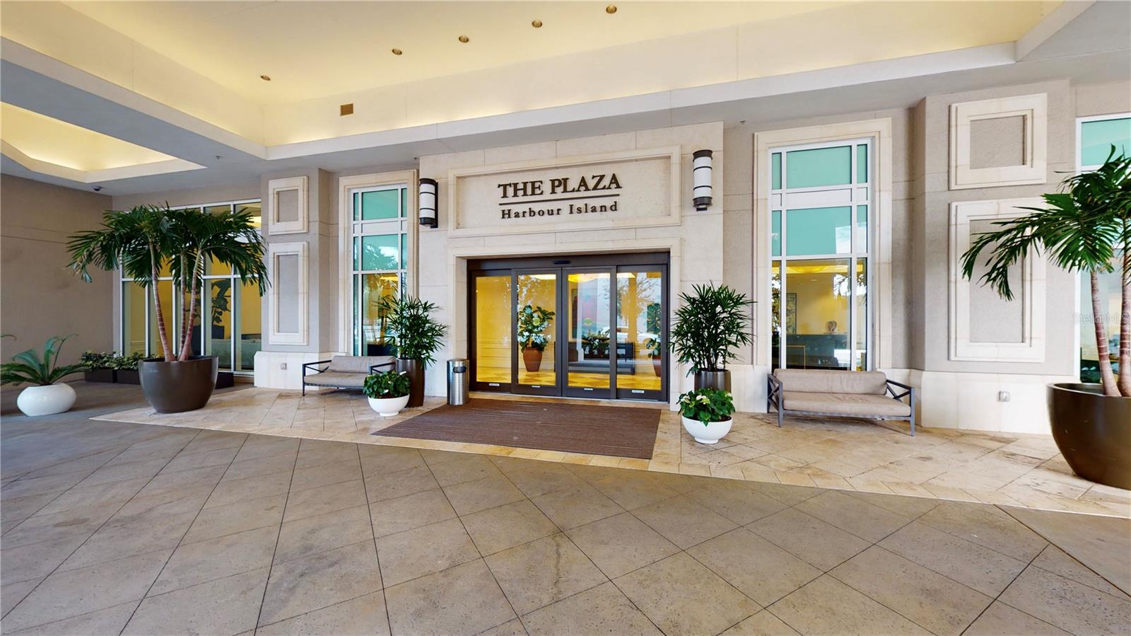 450 KNIGHTS RUN AVENUE 702