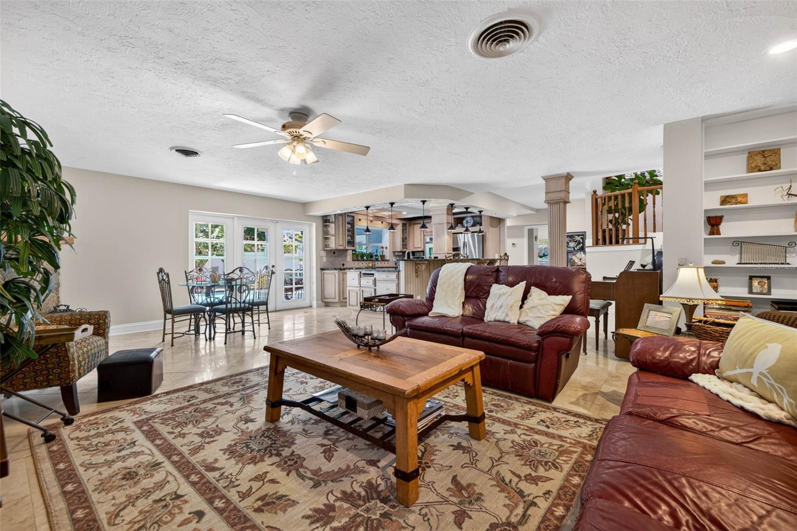 TIERRA VERDE UNIT 01 - Residential