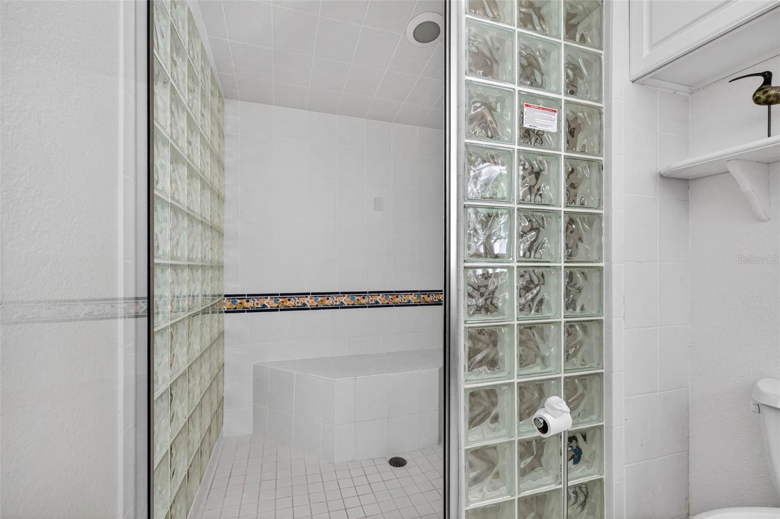 TIERRA VERDE UNIT 01 - Residential