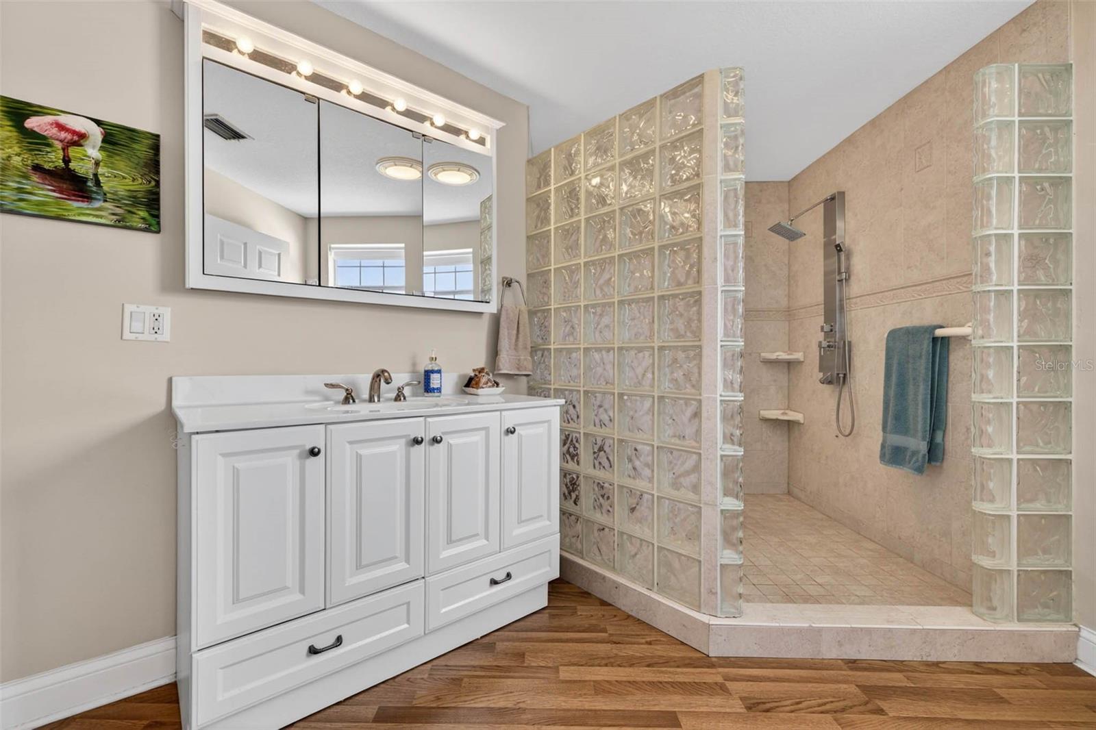 TIERRA VERDE UNIT 01 - Residential