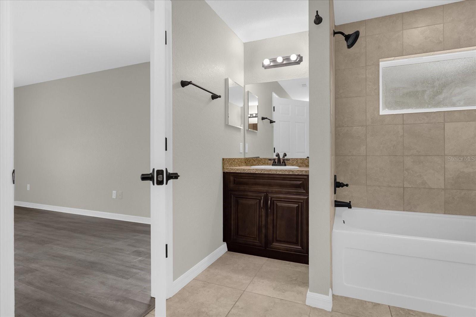 MARION OAKS UN 4 - Residential