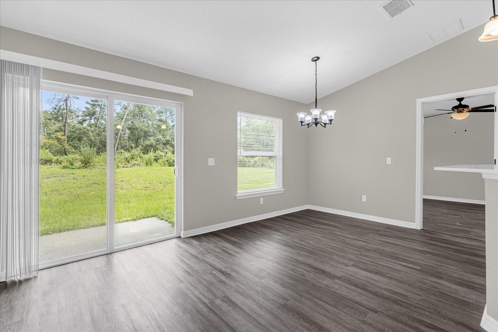 MARION OAKS UN 4 - Residential