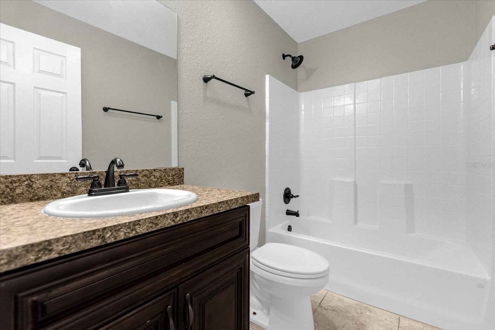 MARION OAKS UN 4 - Residential