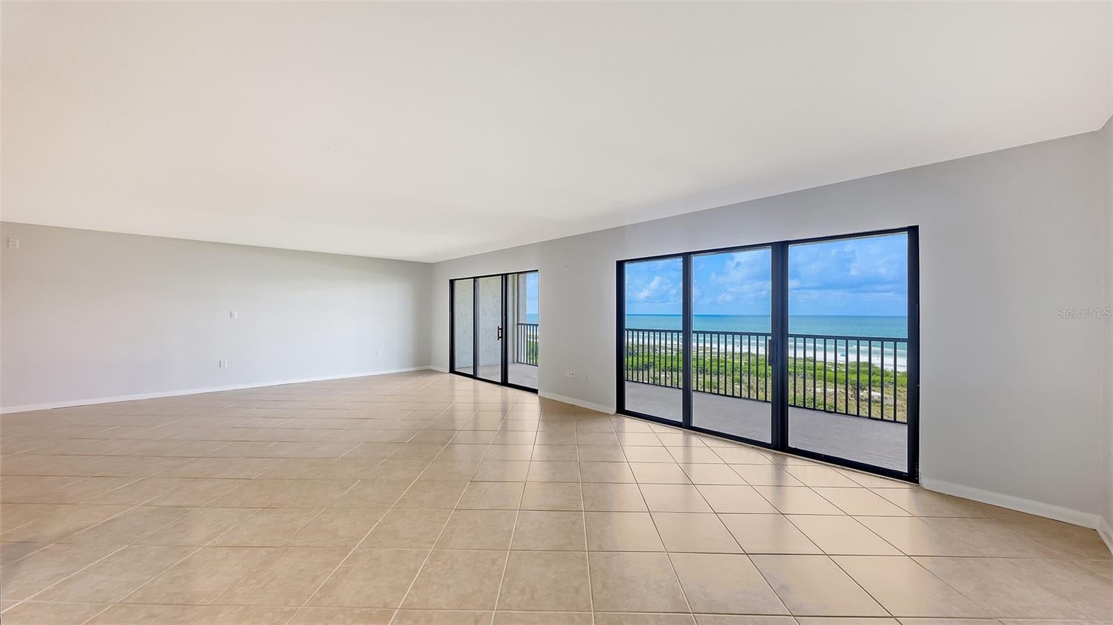 420 BEACH ROAD 706