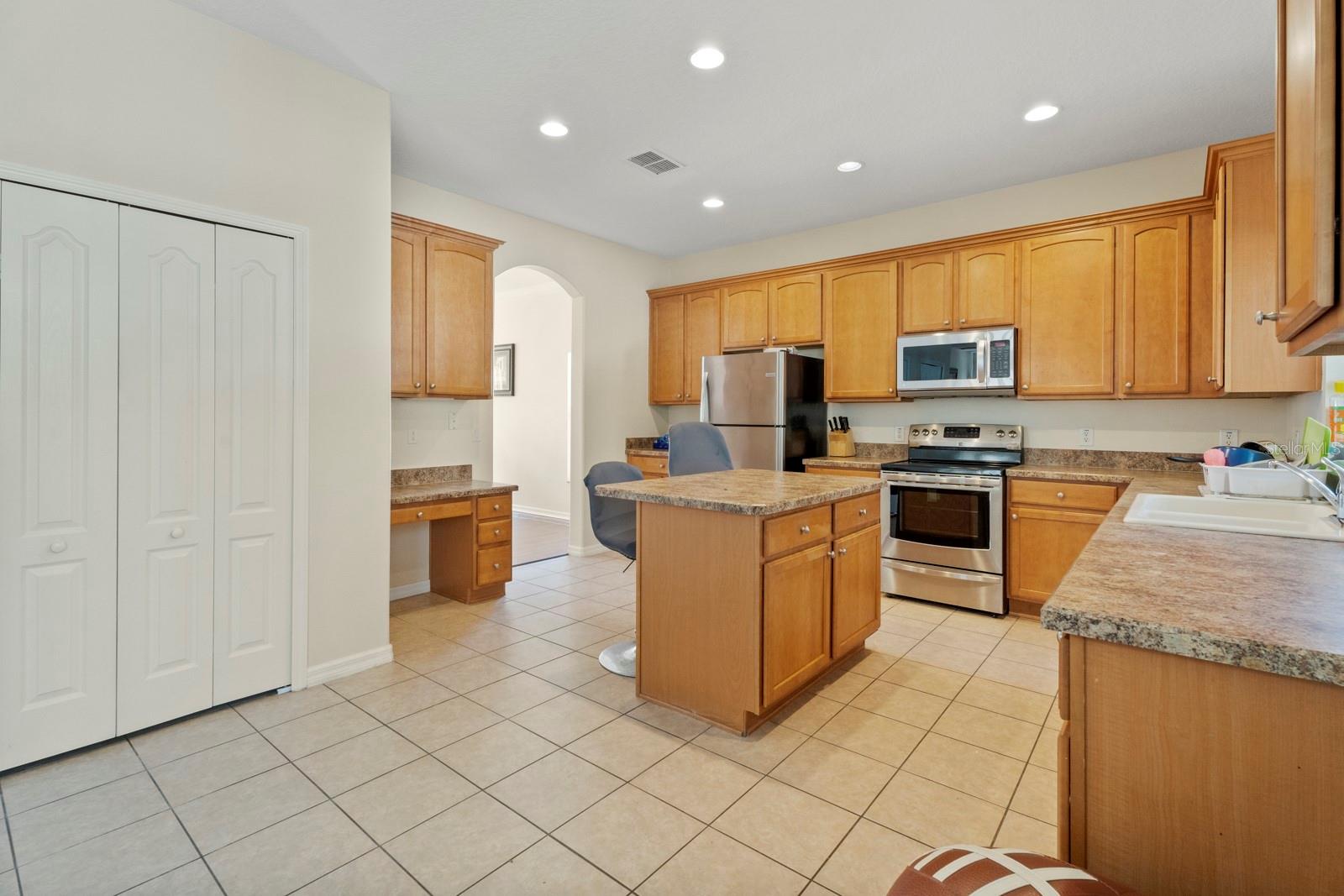 STONEYBROOK HILLS 18 - Residential