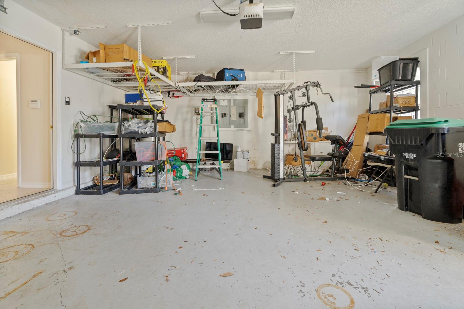 STONEYBROOK HILLS 18 - Residential