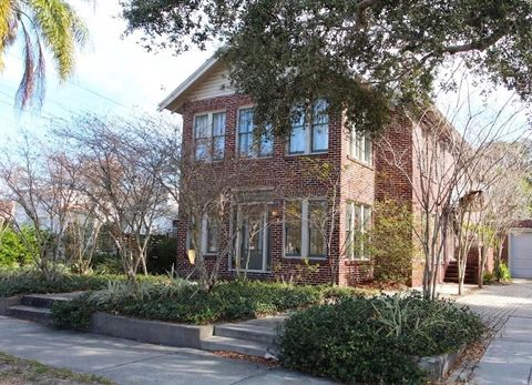 Photo of 5205 N Central Avenue, Tampa, FL 33603 (MLS # O6408073)