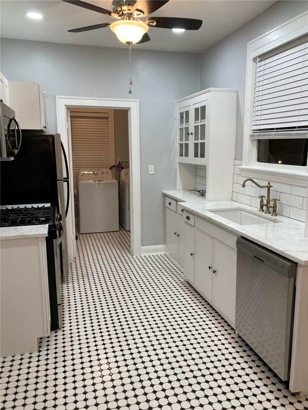 Photo of 5205 N Central Avenue, Tampa, FL 33603 (MLS # O6408073)