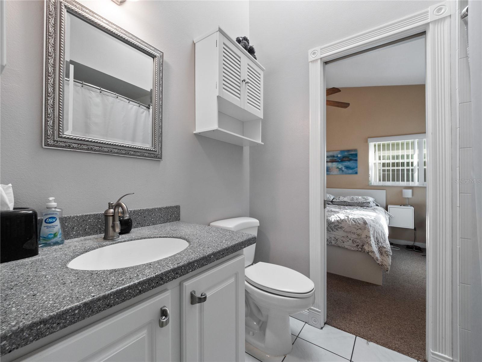 LIVE OAK SPGS - Residential