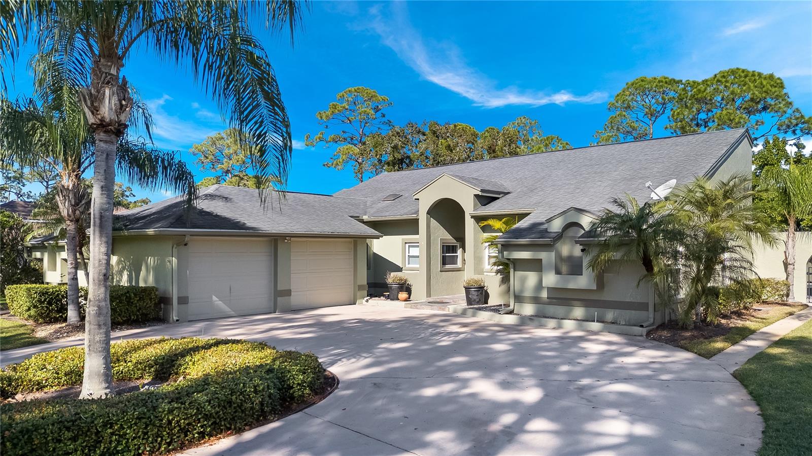 LIVE OAK SPGS - Residential