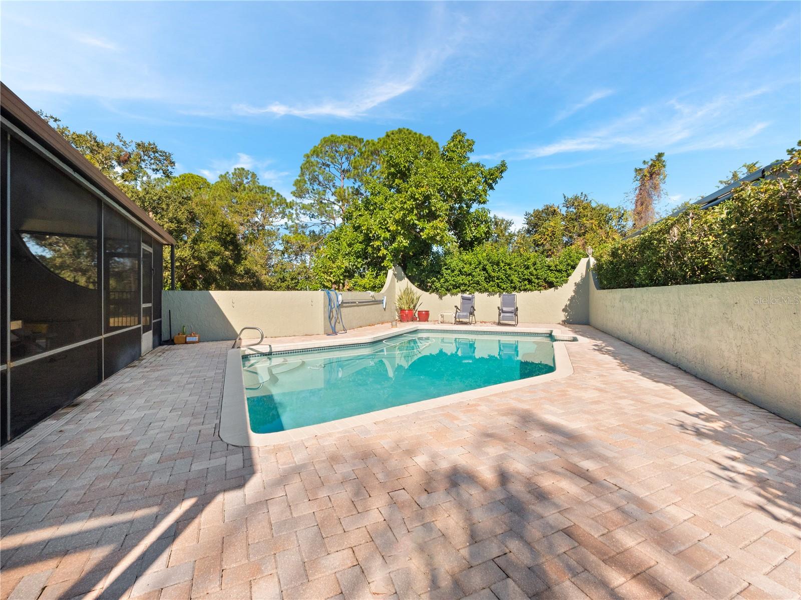 LIVE OAK SPGS - Residential