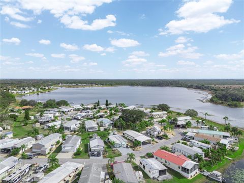 A home in LAKE WALES