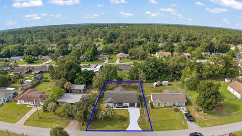 A home in DUNNELLON