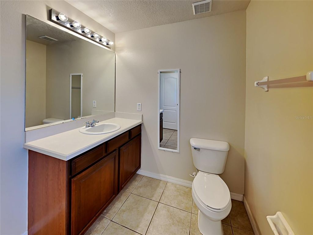 Photo of 2004 Abbey Trace Drive, Dover, FL 33527 (MLS # TB8488181)