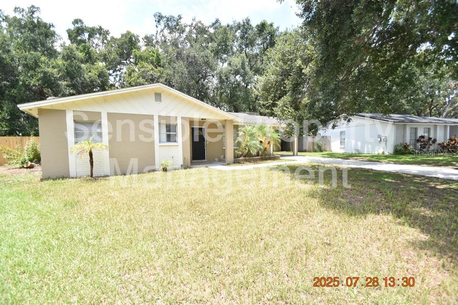 3 Bed/2 Bath Tampa home with 1060 sqft. of living space
Carport helps keep your vehicle out of the elements.
Large fenced yard offers lots of room to roam.
Freshly painted and ready for your finishing touches!
Ceramic tile is so easy to clean and maintain.
NEW carpet in bedrooms adds warmth and is so comfy on your feet!
The spacious kitchen features plenty of counter and cabinet space for the chef.
Kitchen appliances include range and NEW refrigerator.
Pantry and linen closet to store all of your essentials.
Master bedroom has a full bath for privacy.
Efficient central AC and heat will keep you comfy year round.
Washer and dryer CONNECTIONS for your convenience.
Window blinds allow just the right amount of light.
Ceiling fans will be sending you a cool breeze.
Storage Shed keeps your toys and gadgets organized.
Convenient to shopping with groceries, retail and restaurants near by.
No HOA!
Utilities are separate and tenant responsibility.
Lawn care is separate and tenant responsibility.
DONT FORGET TO CHECK OUT THE FULL WALKTHROUGH VIDEO AT OUR WEBSITE!!