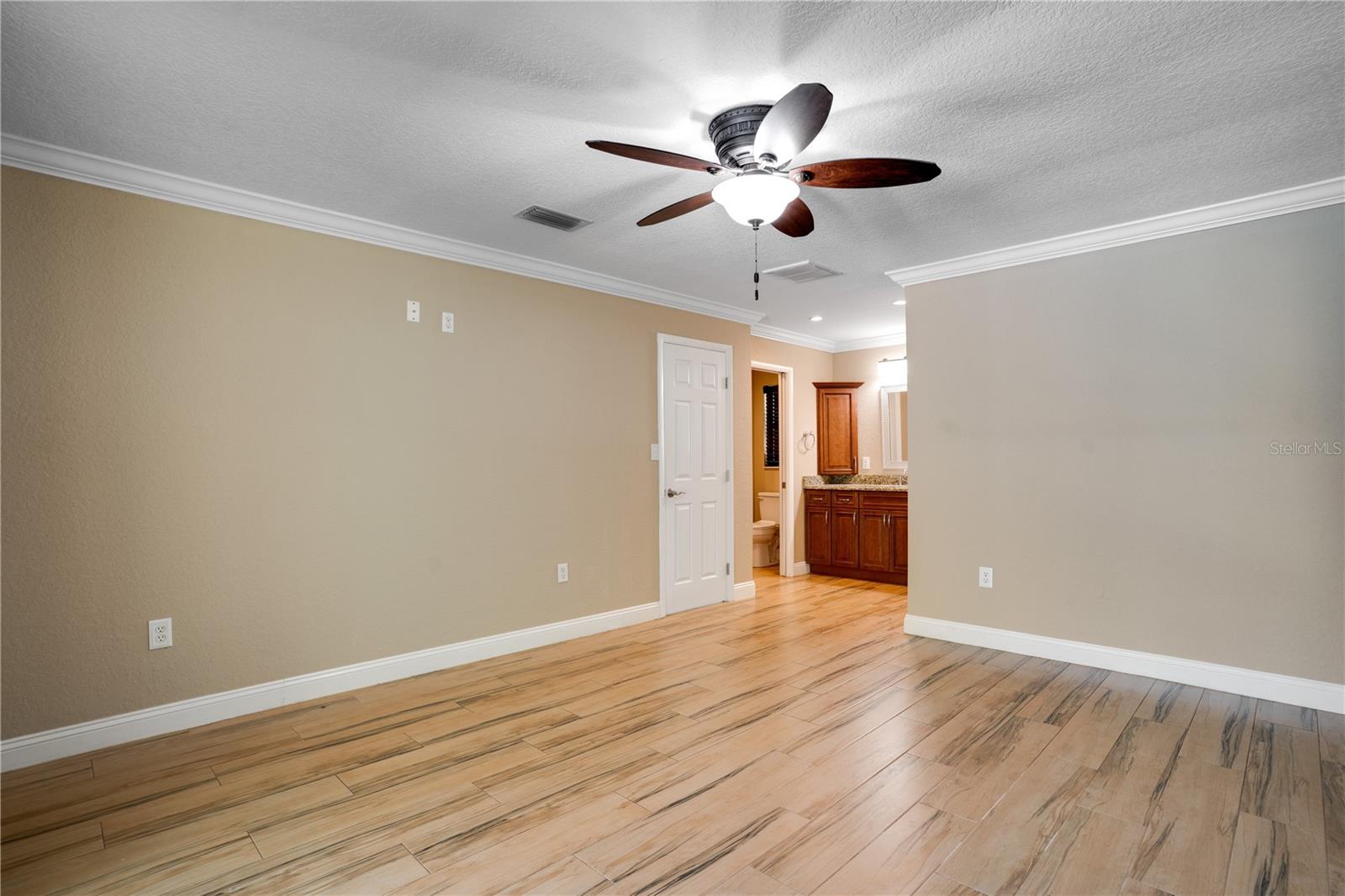 BARDMOOR GOLF VIEW ESTATE 3RD ADD - Residential