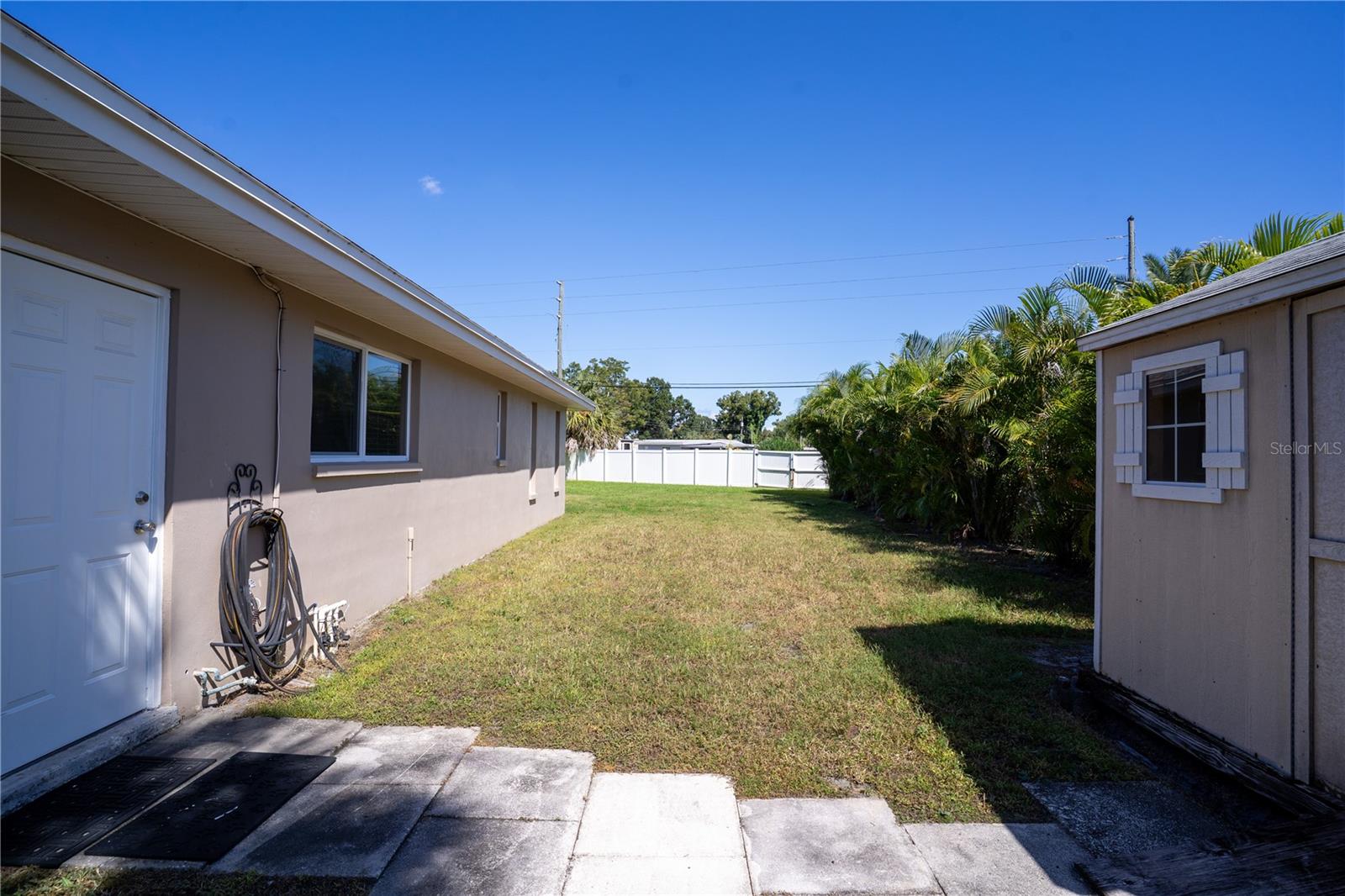 BARDMOOR GOLF VIEW ESTATE 3RD ADD - Residential