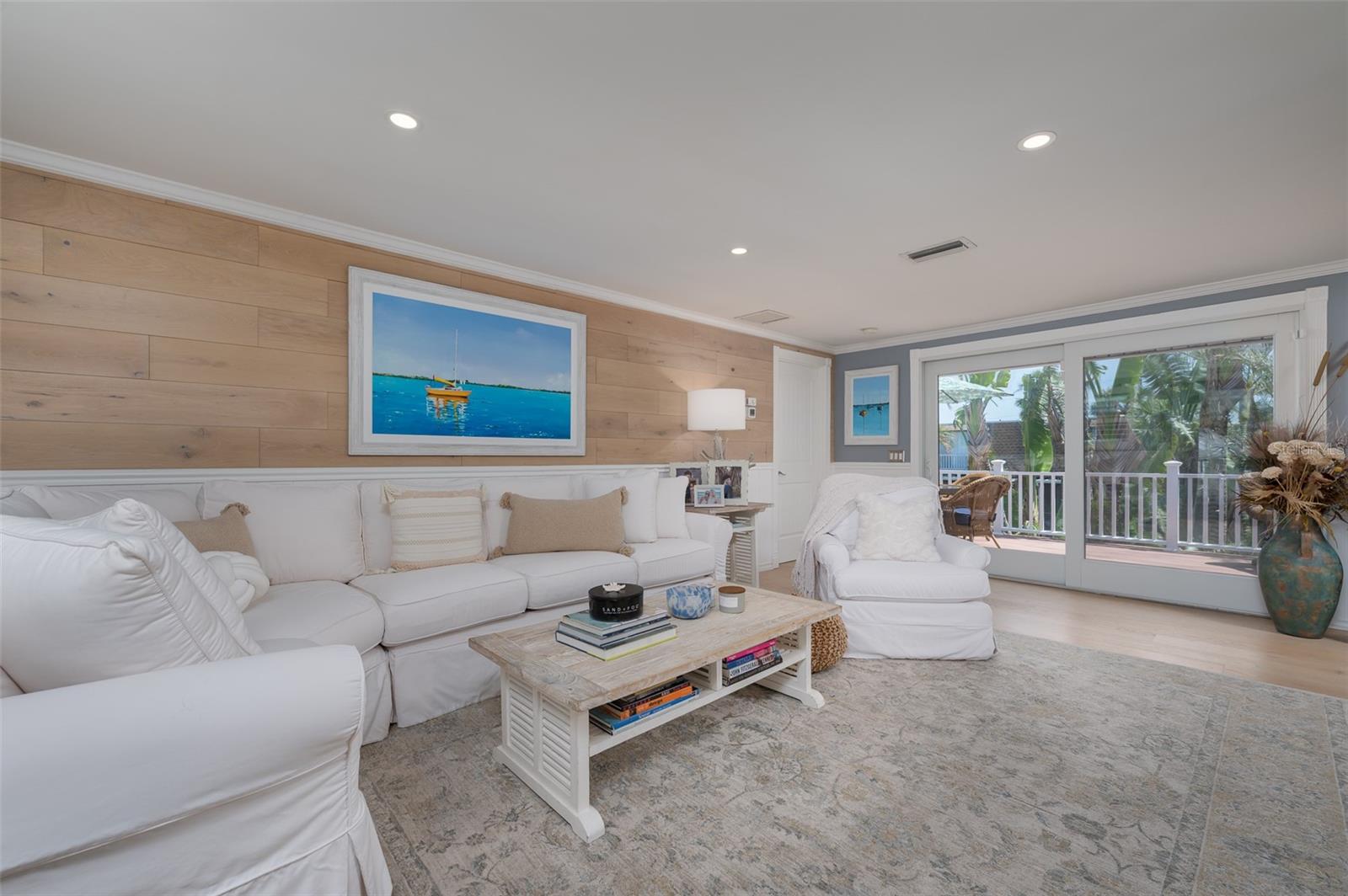 LONGBOAT KEY - Residential