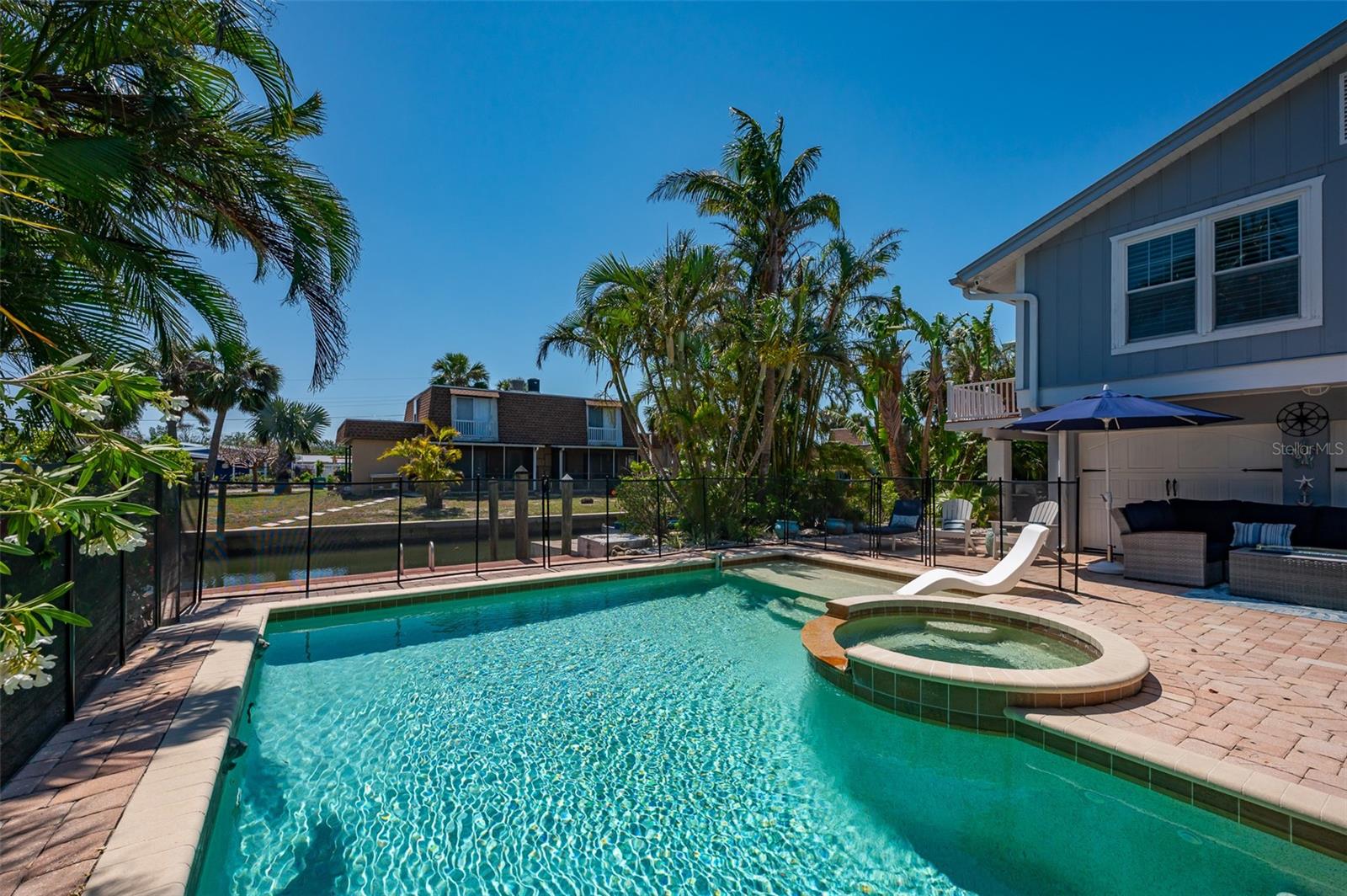 LONGBOAT KEY - Residential