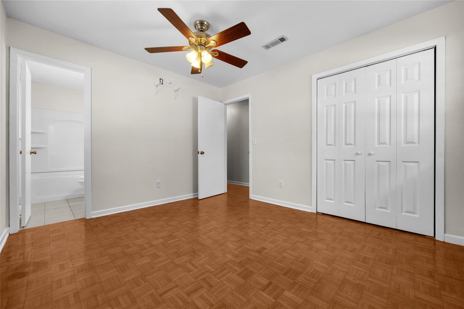 HAZEL HEIGHTS - Residential