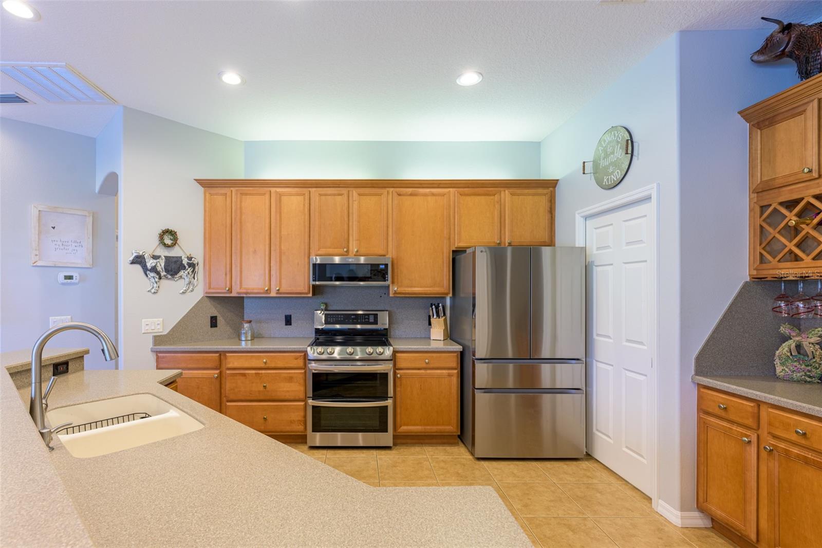 COUNTRY CREEK PH III - Residential