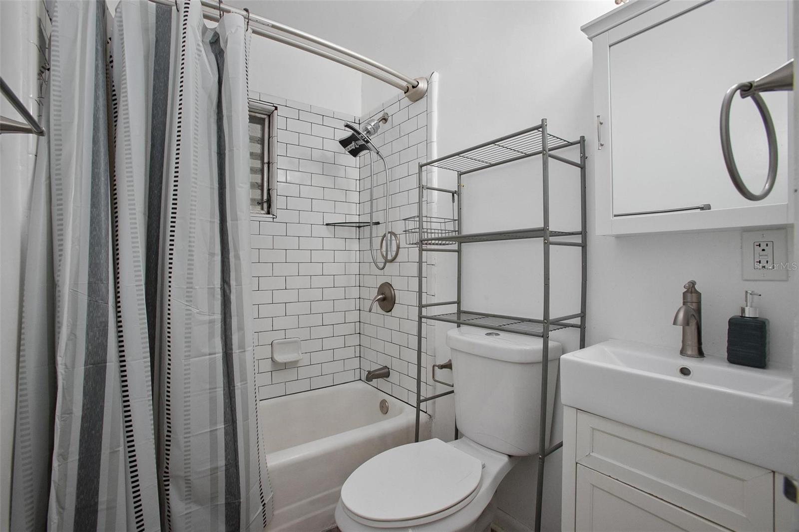 FRANKLIN TERRACE - Residential