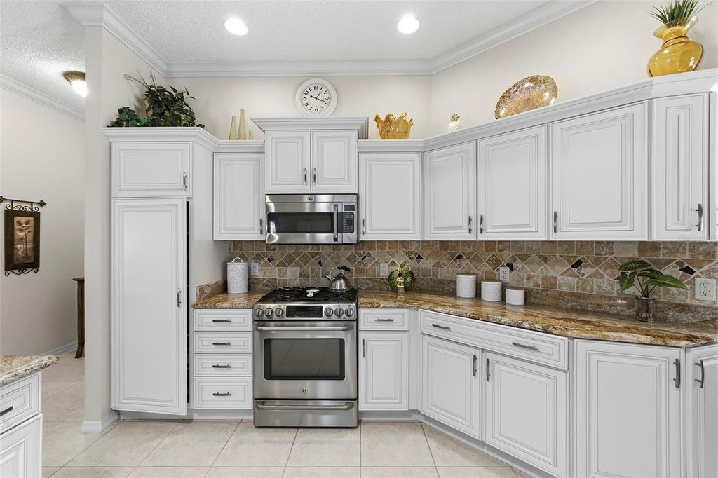 Photo of 637 Salem Place, The Villages, FL 32162 (MLS # G5110565)