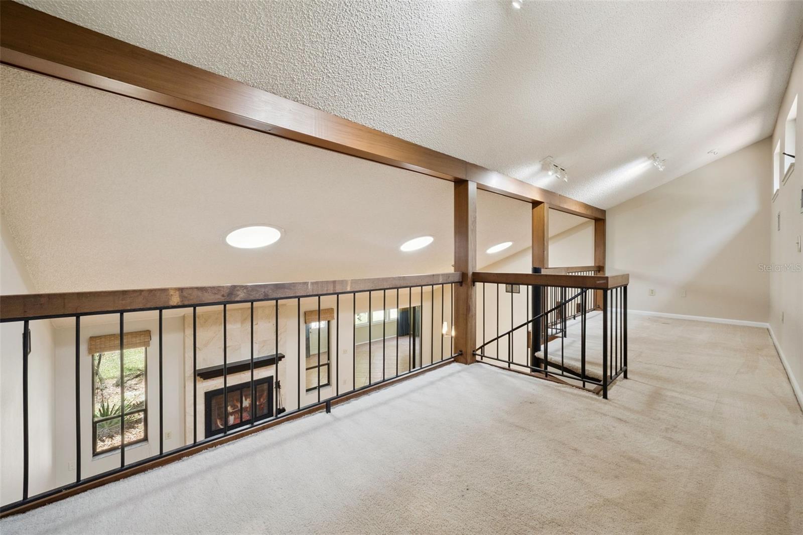 BENT OAK PH 01 - Residential