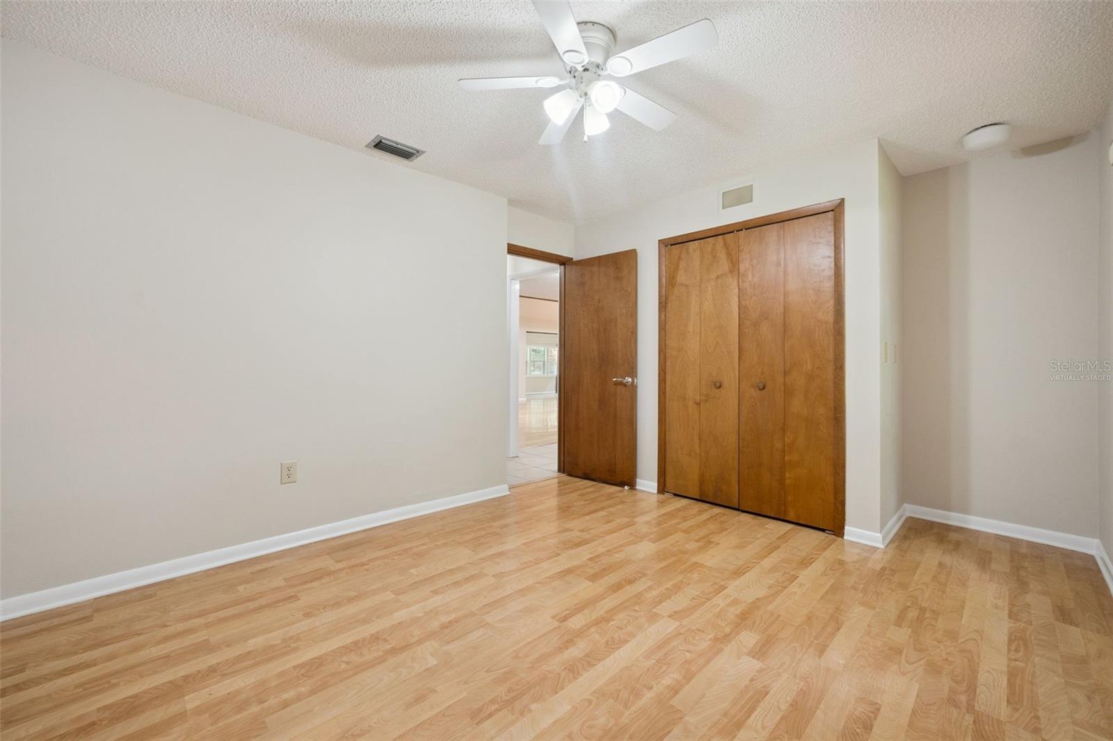 BENT OAK PH 01 - Residential