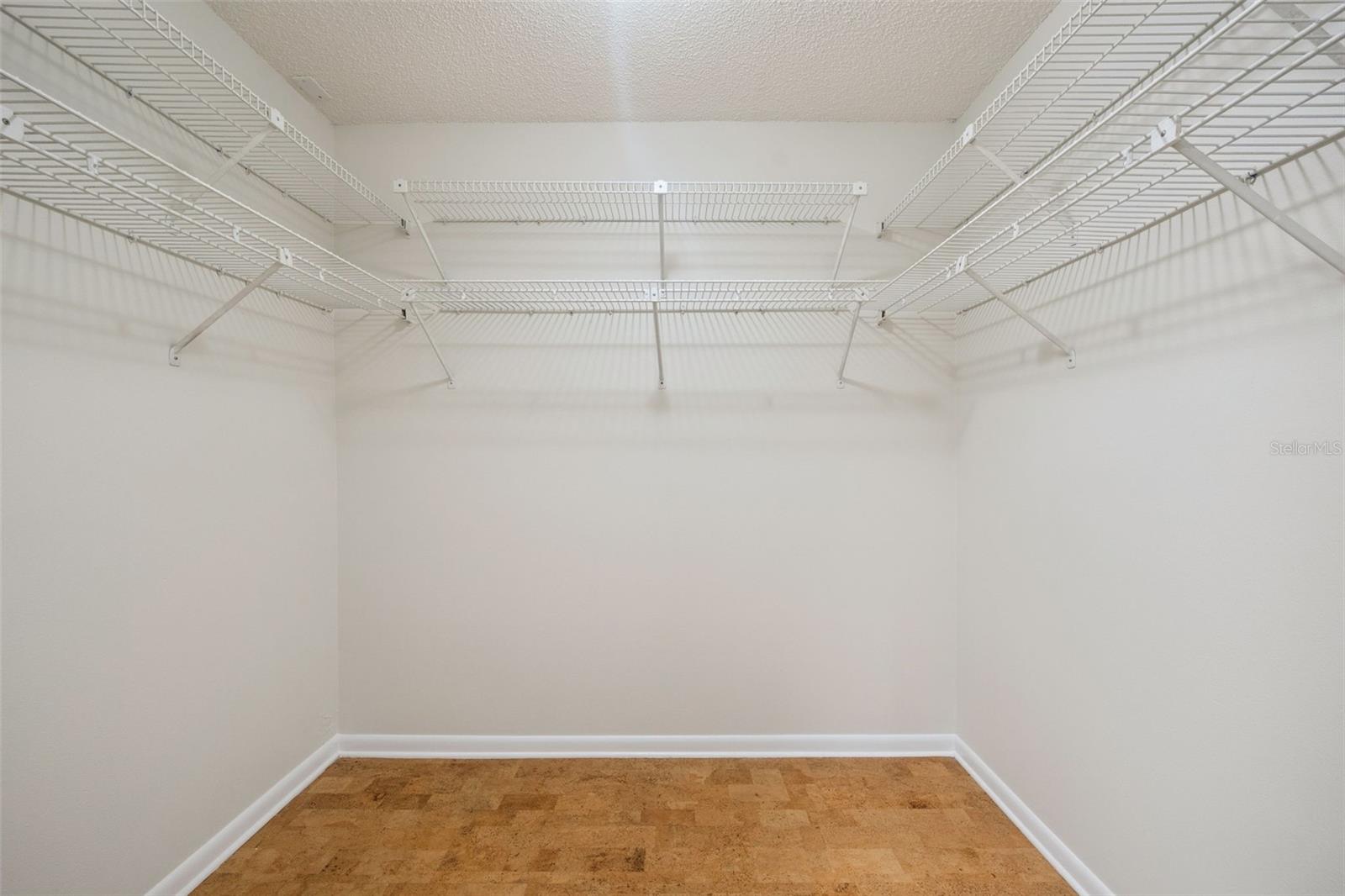 BENT OAK PH 01 - Residential