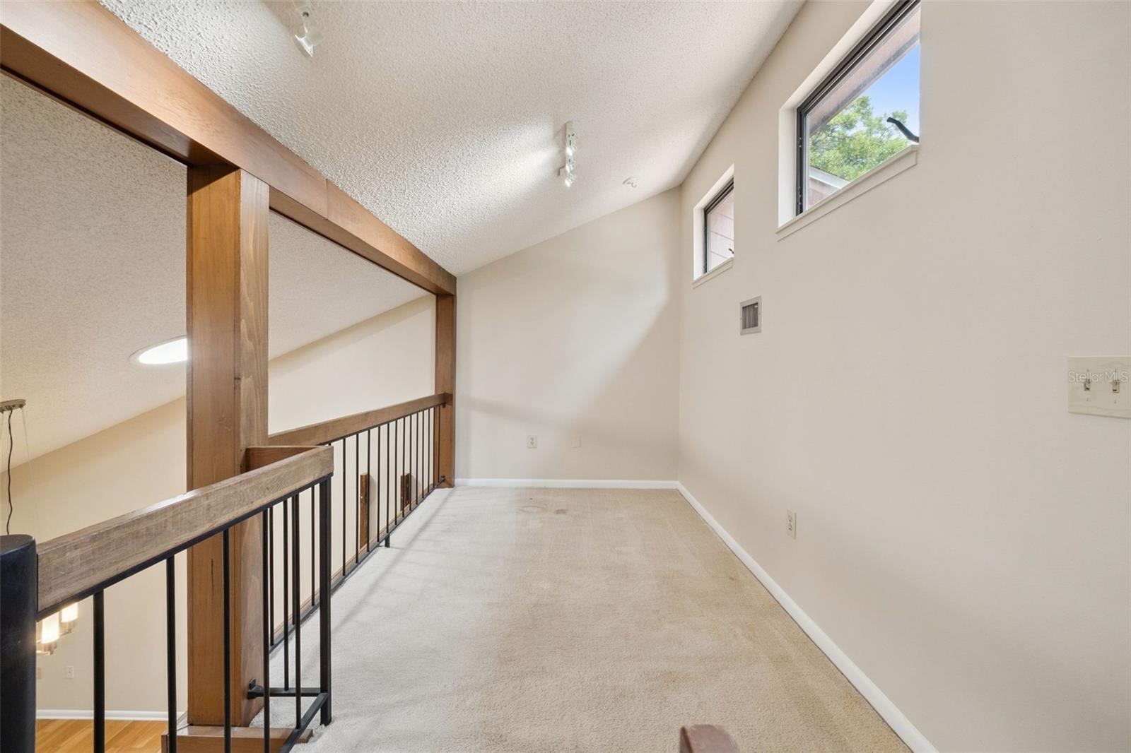 BENT OAK PH 01 - Residential
