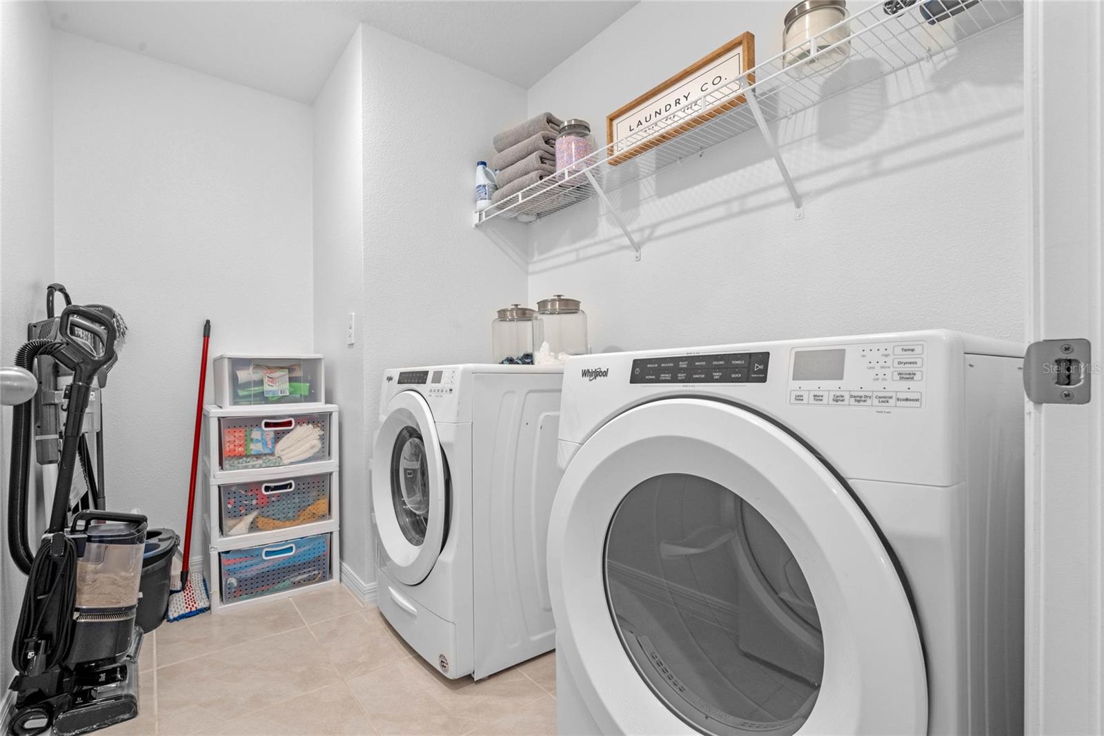 PARK VIEW/THE HILLS PH 2 - Residential