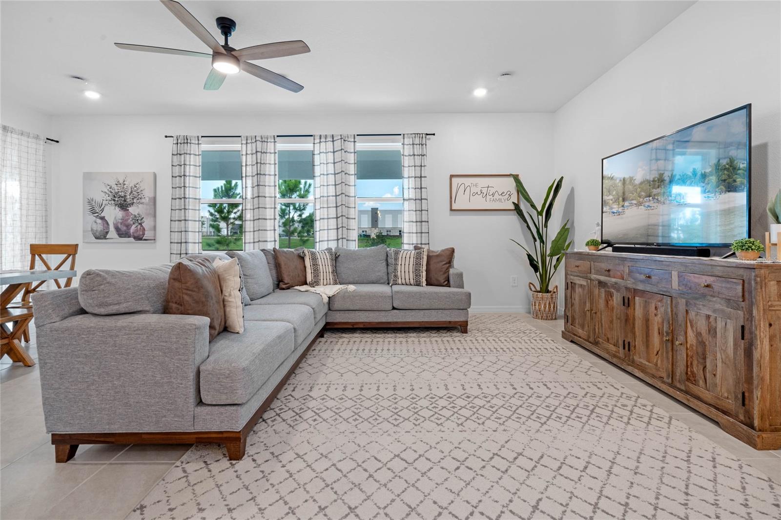 PARK VIEW/THE HILLS PH 2 - Residential