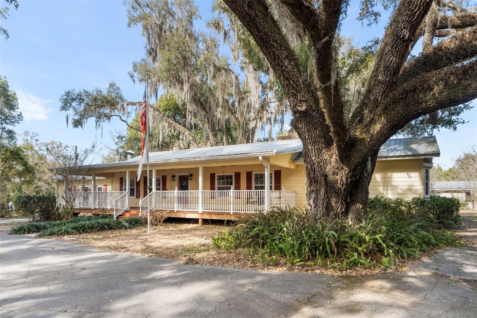 NOT IN A SUBDIVISION - Residential